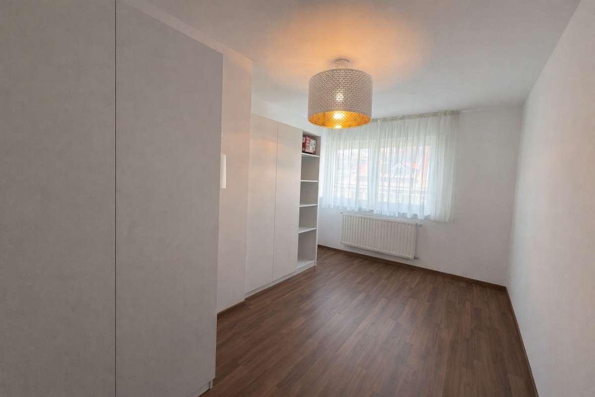 KL - Gersweilerweg, 3 ZKB, Einbauküche, Balkon, Tageslichtbad, Gäste-WC, Garage - Foto 2